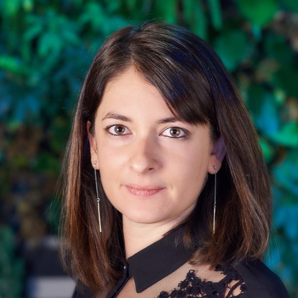 elise scarpati portrait THQSE